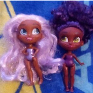 2 Hairdorables Dolls.